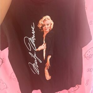 🎀Fashion Nova Black Graphic Tee🎀